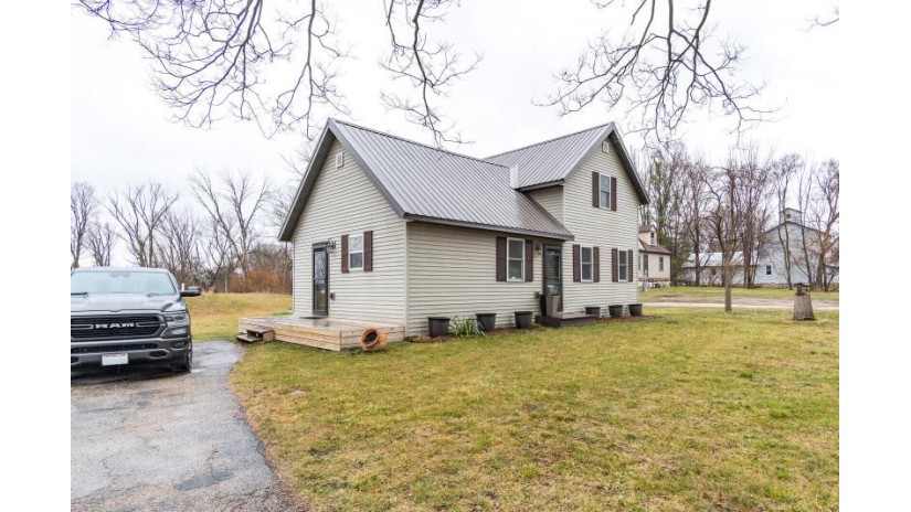 W7068 County Road Zn - Onalaska, WI 54650 by Neitzel Realty, LLC $314,900