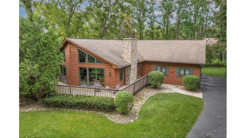 1120 S Lake Shore Dr 33 Lake Geneva, WI 53147 by Compass Wisconsin-Lake Geneva $1,525,000