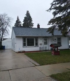 2400 Orchard St, Racine, WI 53405-4014