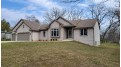 5490 S Martha Dr New Berlin, WI 53146 by Homeowners Concept Save More R - 262-650-1100 $500,000