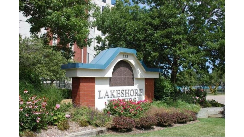 333 Lake Ave 105 Racine, WI 53403 by Becker Stong Real Estate Group, Inc. $489,000