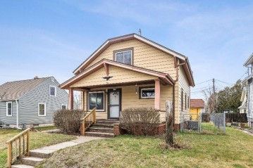 2212 S 15th St, Sheboygan, WI 53081