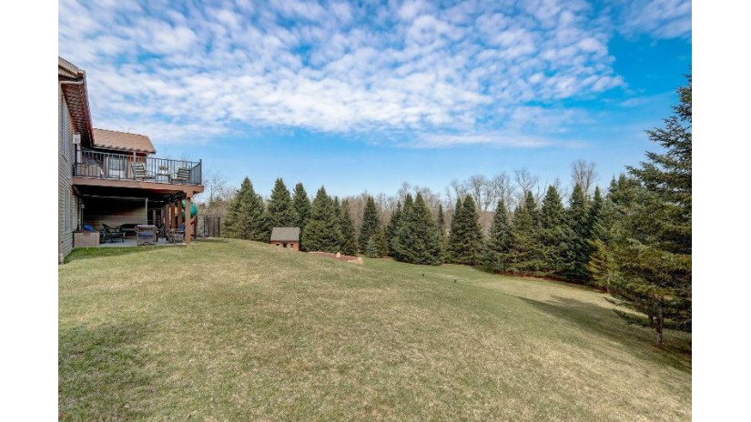 N232 Huberbrooks Dr Emmet, WI 53098 by Realty Executives - Integrity - hartlandfrontdesk@realtyexecutives.com $450,000