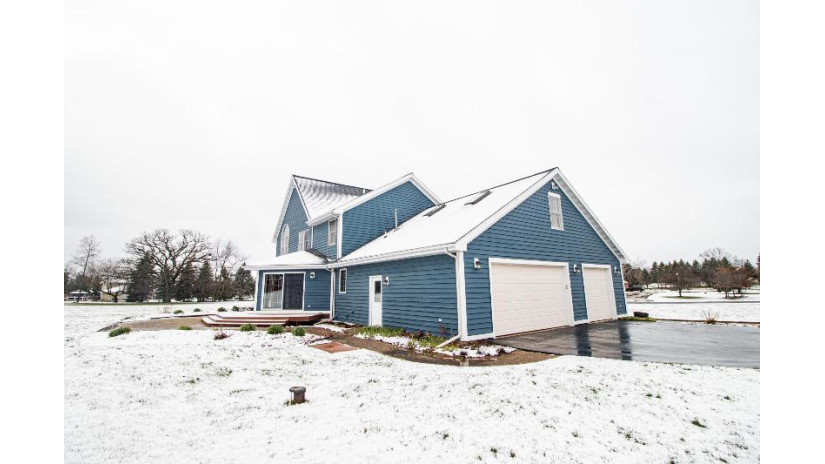 S94W33729 Littlefield Ct Mukwonago, WI 53149 by Realty Executives - Integrity - hartlandfrontdesk@realtyexecutives.com $624,900