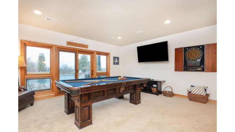 W263N6209 Ridge Dr Lisbon, WI 53089 by Compass RE WI-Lake Country $1,399,000