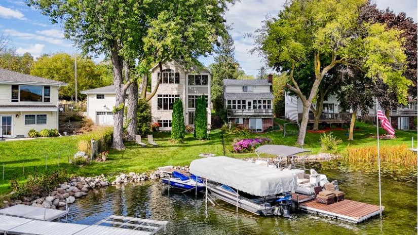 5648 W Lake Dr West Bend, WI 53095 by Leitner Properties $2,250,000