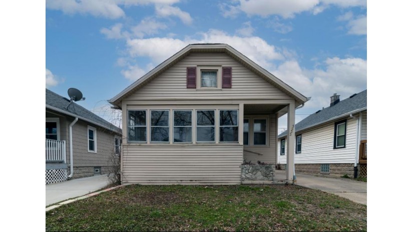 5833 W Park Hill Ave Milwaukee, WI 53213 by Boardwalk Realty LLC $115,300