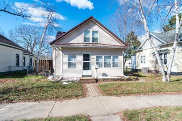 1445 Redfield St, La Crosse, WI 54601