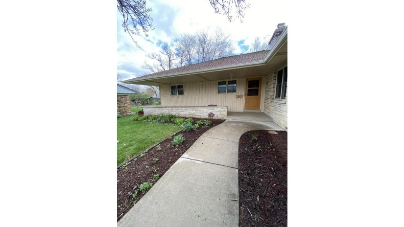 948 N 76th St Wauwatosa, WI 53213 by Keller Williams Realty-Milwaukee North Shore $468,000
