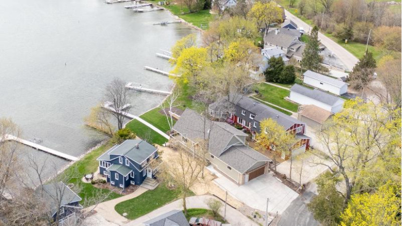 5668 W Lake Dr West Bend, WI 53095 by Leitner Properties $2,250,000