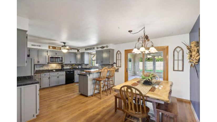 3427 Green Bay Rd Port Washington, WI 53074 by Brew City Realtors $499,900