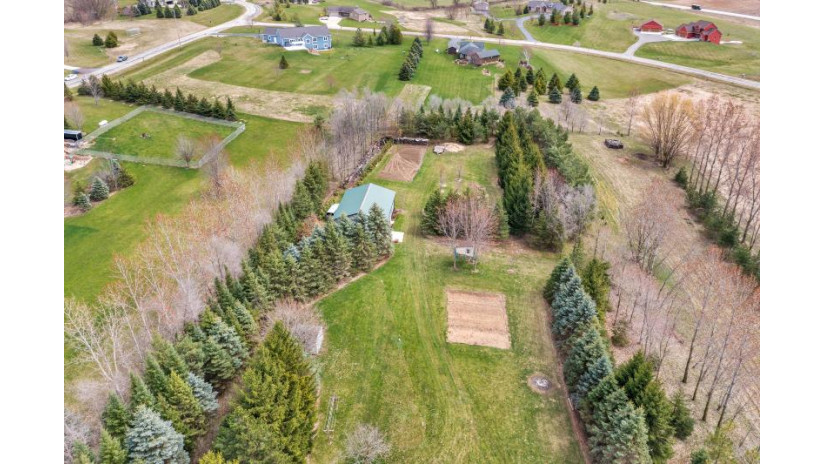 9410 County Highway Bb - Wayne, WI 53010 by Redefined Realty Advisors LLC - 2627325800 $649,900