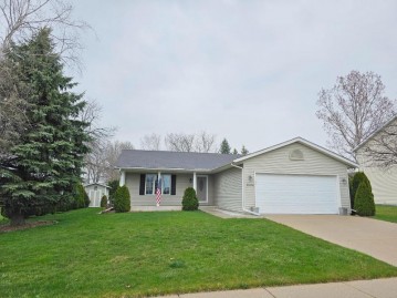 1006 Buttercup Way, Watertown, WI 53094-7708