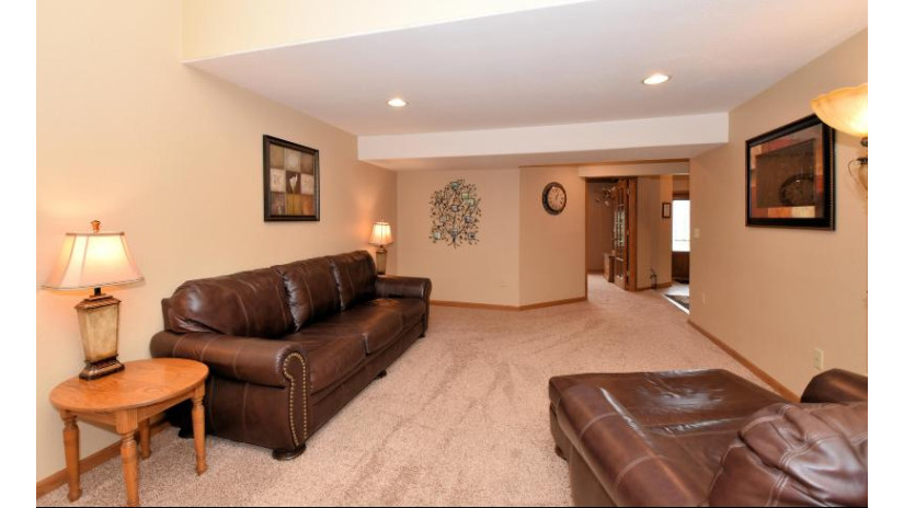 S109W29820 Valley Ridge Ct Mukwonago, WI 53149 by Berkshire Hathaway HS Lake Country $525,000