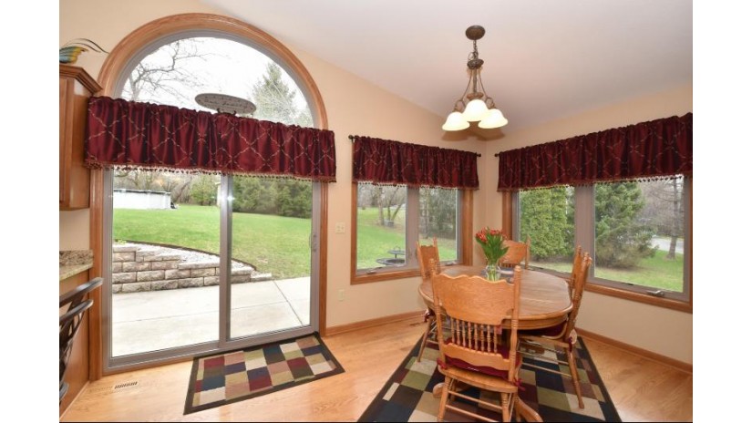 S109W29820 Valley Ridge Ct Mukwonago, WI 53149 by Berkshire Hathaway HS Lake Country $525,000