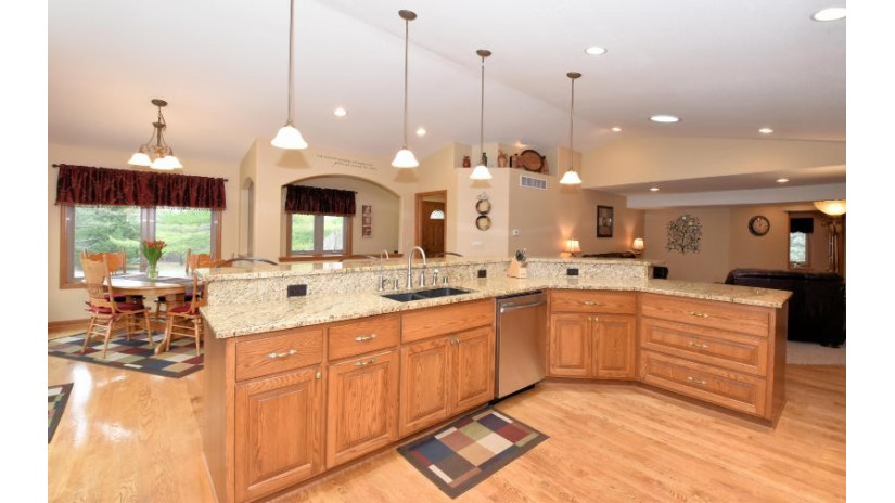 S109W29820 Valley Ridge Ct Mukwonago, WI 53149 by Berkshire Hathaway HS Lake Country $525,000