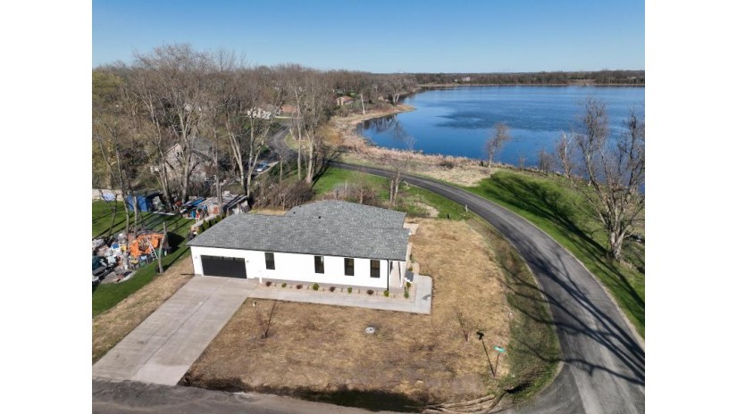 N6534 Birch Rd Sugar Creek, WI 53121 by Milwaukee Flat Fee Homes $619,000