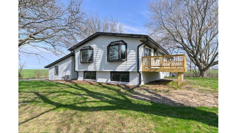 W6582 Hazel Ridge Rd Sugar Creek, WI 53121 by Launch Realty Group $459,000