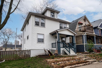 3420 N Bartlett Ave, Milwaukee, WI 53211