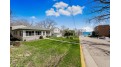 330 Kinzie Ave Fontana, WI 53125 by Compass Wisconsin-Lake Geneva $1,249,000