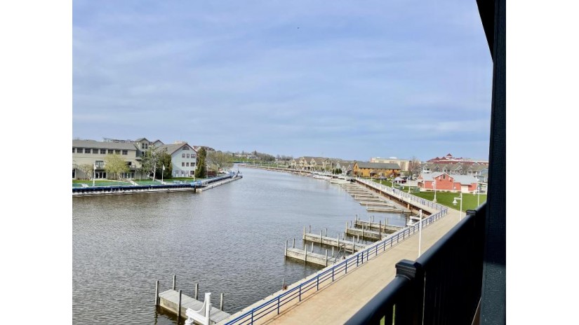 750 S Pier Dr 8 Sheboygan, WI 53081 by Realty 360, Inc $455,000