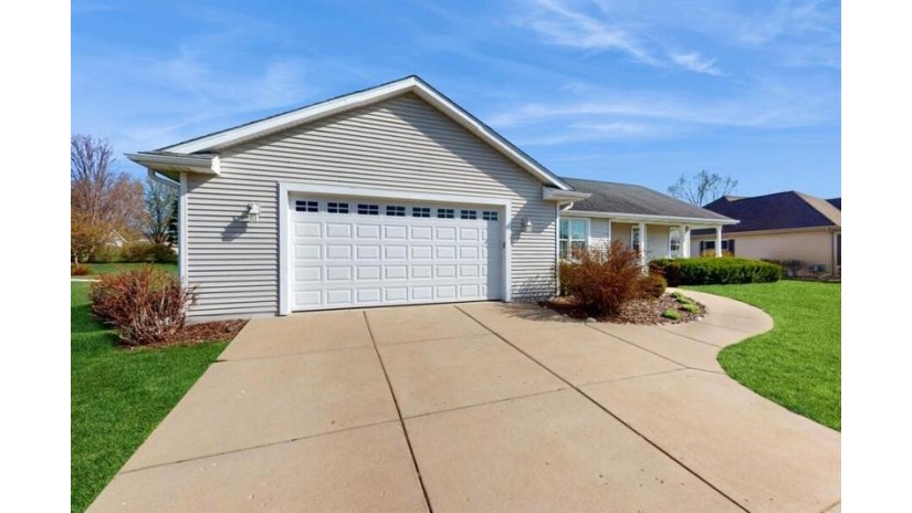 1465 Serena Ln Burlington, WI 53105 by Berkshire Hathaway Starck Real Estate $499,900