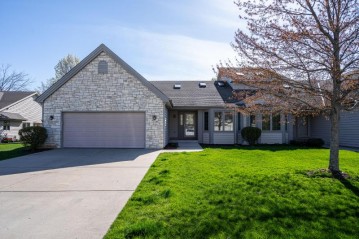 521 Green Valley Dr, Mount Pleasant, WI 53406-6368