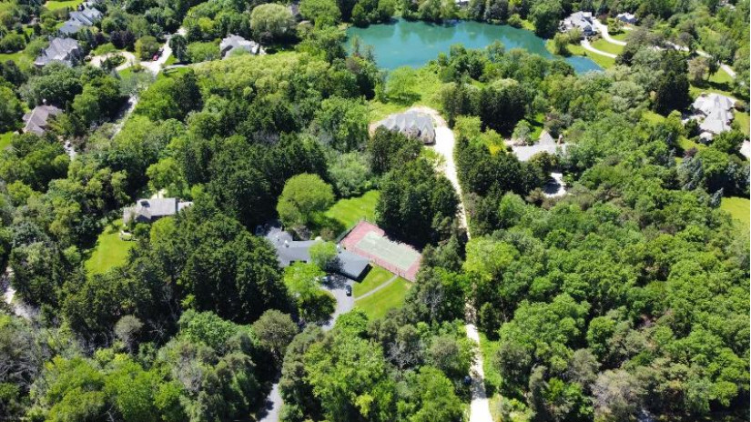 10031 N Range Line Rd Mequon, WI 53092 by Realty Executives - Integrity - hartlandfrontdesk@realtyexecutives.com $3,500,000