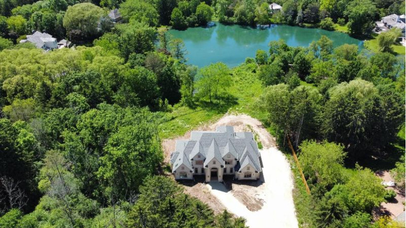 10031 N Range Line Rd Mequon, WI 53092 by Realty Executives - Integrity - hartlandfrontdesk@realtyexecutives.com $3,500,000