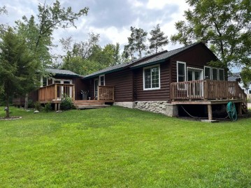 N1330 Summit Dr, Linn, WI 53125