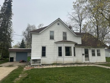 802 Bridge St, Mayville, WI 53050-1063