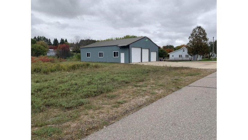 302 Wood Avenue Wittenberg, WI 54499 by Smart Move Realty $110,000