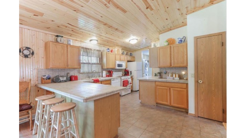 885 and 887 Prescott Court Nekoosa, WI 54457 by Nexthome Partners - 715-424-3000 $339,000