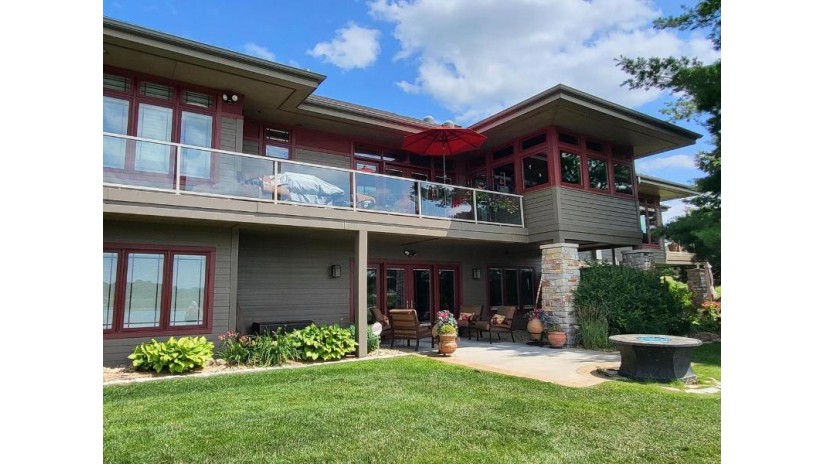 1922 Pheasant Run Drive Marshfield, WI 54449 by Re/Max American Dream - Phone: 715-305-9971 $949,900