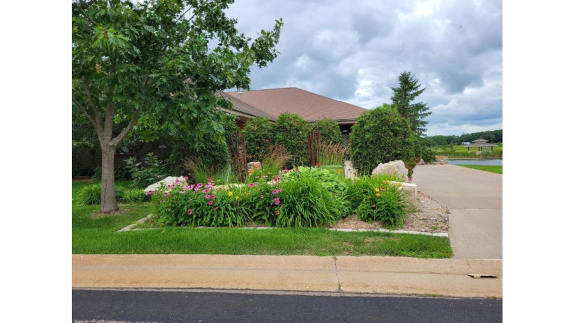 1922 Pheasant Run Drive Marshfield, WI 54449 by Re/Max American Dream - Phone: 715-305-9971 $949,900