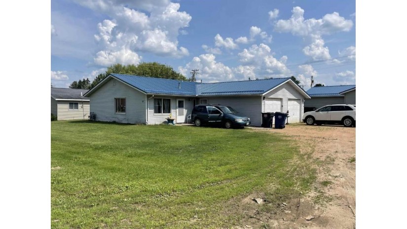 509 East Westgor Avenue Wittenberg, WI 54499 by Jones Real Estate Group - Phone: 715-680-0019 $394,900