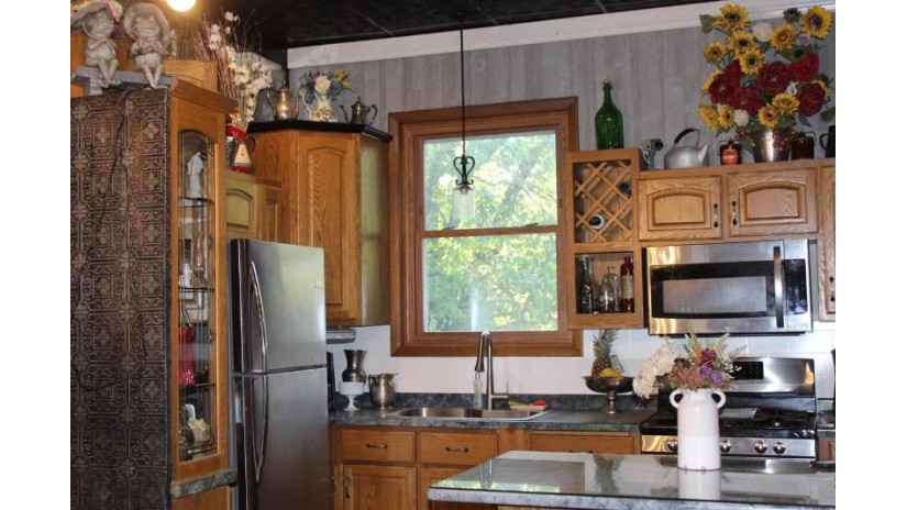 4206 County Road J Stevens Point, WI 54482 by First Weber - homeinfo@firstweber.com $119,900