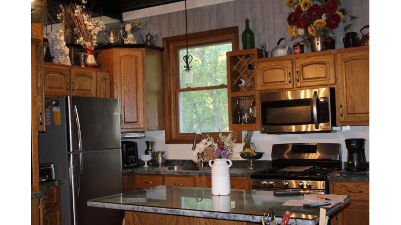 4206 County Road J Stevens Point, WI 54482 by First Weber - homeinfo@firstweber.com $119,900