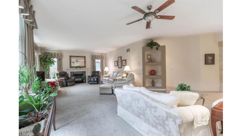 1809 West Arlington Street Marshfield, WI 54449 by Nexthome Hub City - Phone: 715-207-9300 $375,000