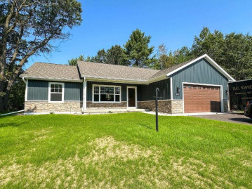 1602 Pineview Lane, Tomahawk, WI 54487