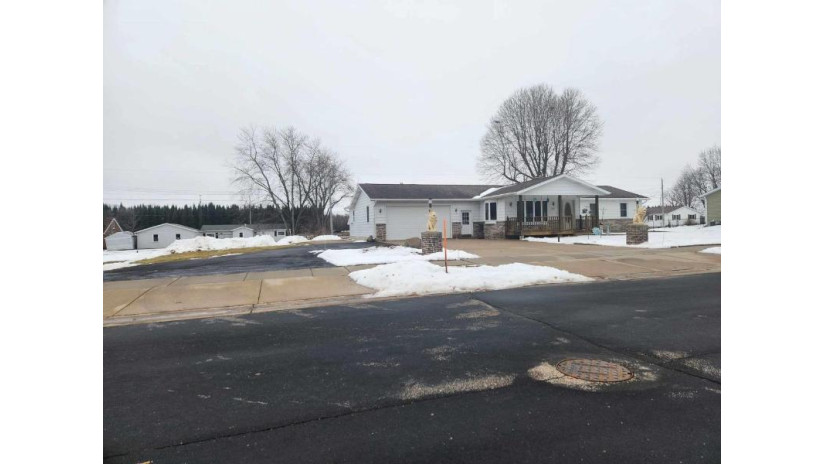 3028 Popp Avenue Marshfield, WI 54449 by Success Realty Inc - Phone: 715-650-1321 $249,900