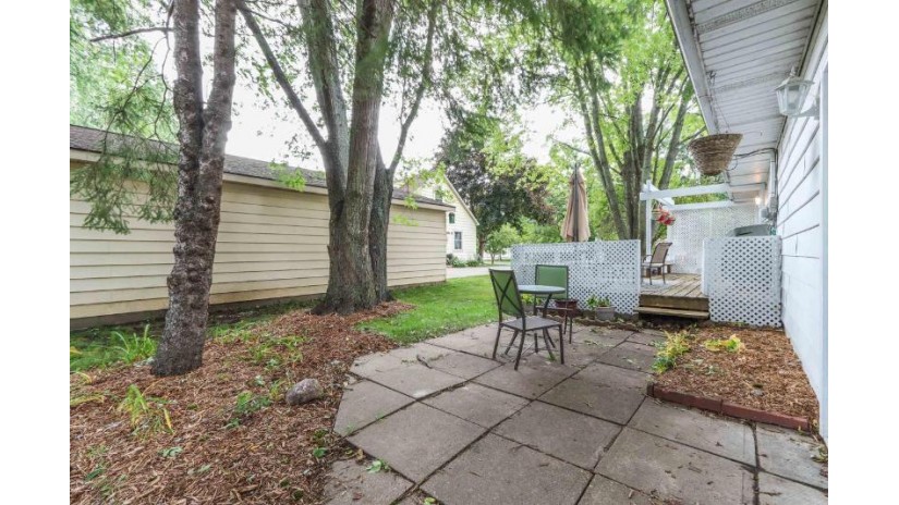 1323 East 17th Street Marshfield, WI 54449 by Nexthome Hub City - Phone: 715-207-9300 $232,500