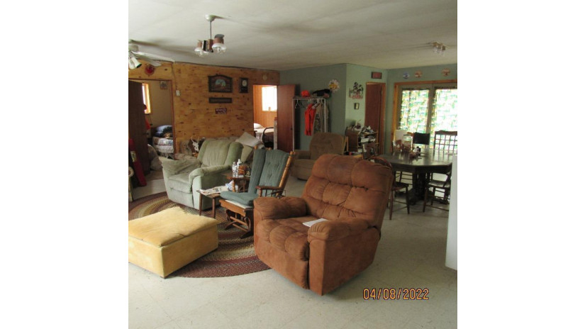 N3615 Swamp Road Merrill, WI 54452 by Coldwell Banker Action - Offic: 715-536-0550 $330,000