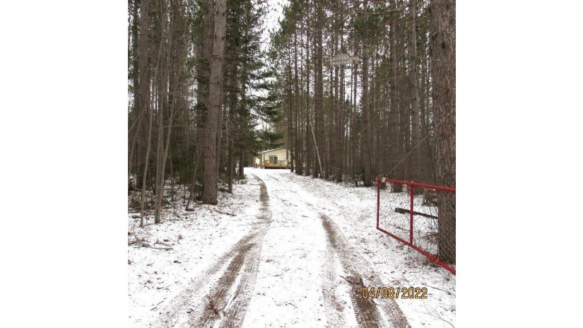 N3615 Swamp Road Merrill, WI 54452 by Coldwell Banker Action - Offic: 715-536-0550 $330,000