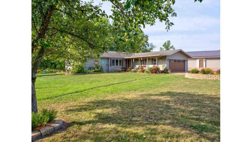 8827-8835 Mill Creek Drive Marshfield, WI 54449 by Nexthome Hub City - Phone: 715-305-0444 $795,000