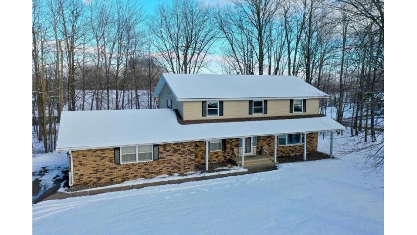 114 Barry'S Cove Medford, WI 54451 by Dixon Greiner Realty, Llc - Phone: 715-748-2258 $335,000