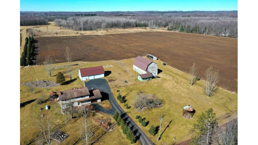 N3037 Deer Road Withee, WI 54498 by Dixon Greiner Realty, Llc - Phone: 715-748-2258 $499,900