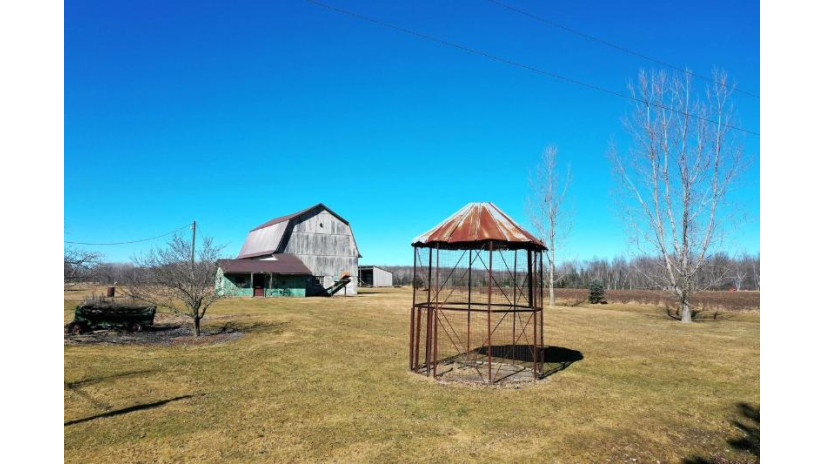 N3037 Deer Road Withee, WI 54498 by Dixon Greiner Realty, Llc - Phone: 715-748-2258 $499,900