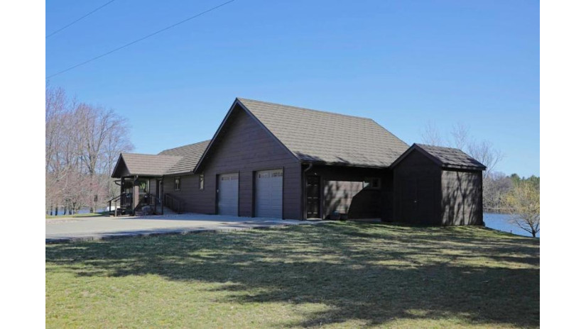 7208 Jacqueline Lake Lane Custer, WI 54423 by Re/Max Central - Phone: 715-340-0641 $534,900