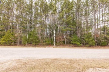 3331 Linwood Springs Road, Stevens Point, WI 54481